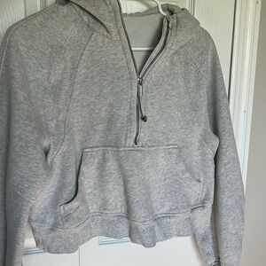 Lululemon cropped scuba